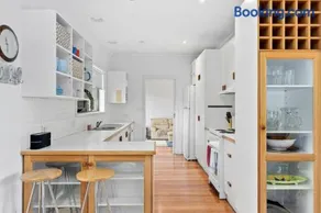 Matching Green on The Parade - perfect location! - Image 1