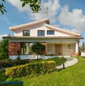 Areitio etxea - casa con jardin - Image 1