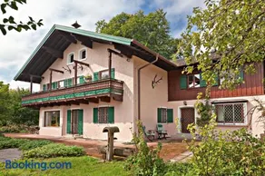 Appartamento con giardino, terrazza e griglia | Vista sul giardino - Image 1