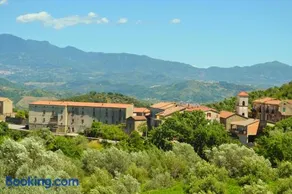 Casa Vacanze Santa Lucia - Image 1