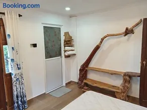 The Wood Cottage - Image 2