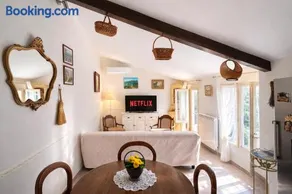 LaPetite Maison Abigail, Peaceful home in Avignon - Image 1