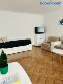 Szabo Laszlo Vip Apartman - Image 5