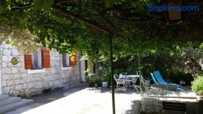 Holiday Home Shangri-La - Image 3