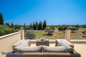 Villa Elaionas 2 in Svoronata village! - Image 5