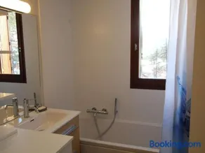Appartement rénové 6 pers. avec balcon et parking privé à Montgenèvre - Image 3