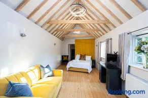 Pages Hotel and Guesthouse - Image 5