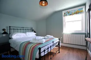Beechurst Serviced Apartments - Image 2