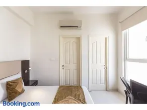BluO 1BR Hitech City - Bathtub, Balcony, Gym - Image 4