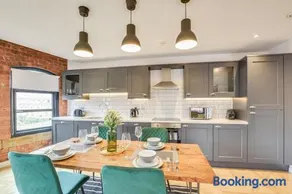 New York Apartments - Image 3