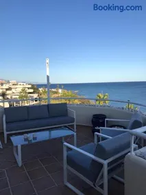 MIRADOR BERMUDA BEACH Sea Views - Image 4