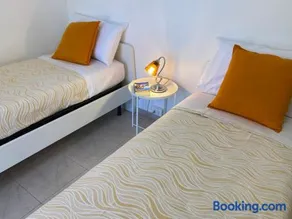 Golden House Holiday - Image 3