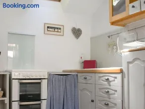 Hollies Cottage - Image 4