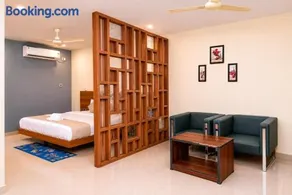 Relax Inn - Image 1