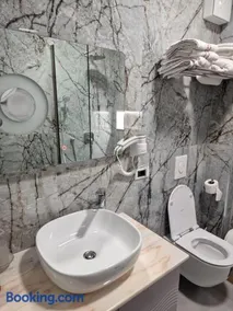 Aparthotel Shkodra - Image 3