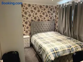 Dublin Cosy Home - Image 3