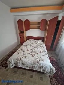 Apartament in vila - Image 2