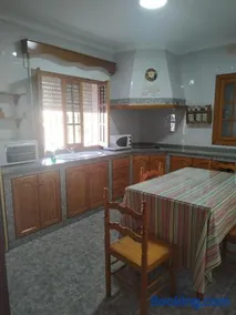 Casa de pueblo con encanto - Image 2