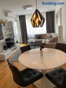 Apartment Queen - Image 2