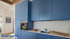 Blue Line - Image 4