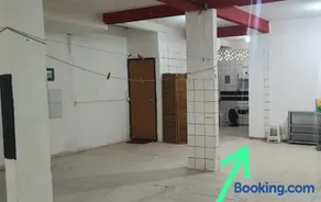 Quarto com cozinha funcional - Image 1