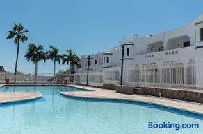 Acogedor condominio en el centro de San Carlos - Image 2