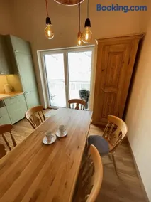 Apart 7 Stuben - Image 1
