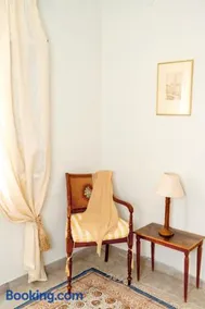 Elefthia Syros - Luxury Houses & Suites - Image 1