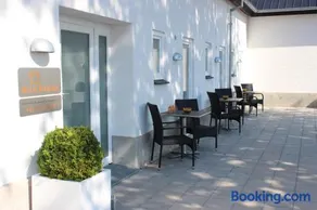 272 Bed & Breakfast - Image 4