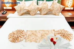 MISTWOOD Holidays & Resorts - Image 2