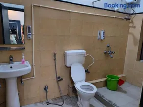 A2 Guest House - Image 3