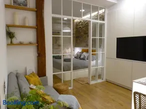 Chic Gran Vía, nuevo apartamento de diseño en Gros by ChicDonosti - Image 2