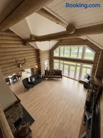 Private lakeside holiday house with fireplace, sauna, hot tub - Ezernams Dzintars - Image 5