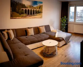 Apartmán Centrum Komfort FREE PRIVATE PARKING - Image 4
