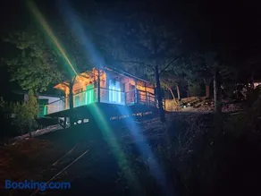 Amonitas Glamping Deluxe - Image 5