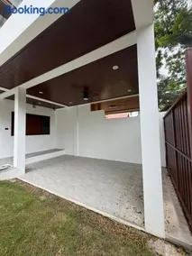 Cozy Siray Phuket - 3BR Seaview Pool Villa Family - Image 3