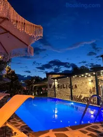 Palermiti Luxury Rooms - Image 2