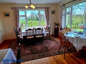 Lake Avenue House - Image 5
