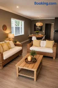 Corban Cottage - Image 1