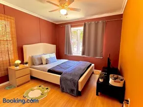 West LA - Family House & Private Yard - 10 mins from LAX & Beach - Image 4
