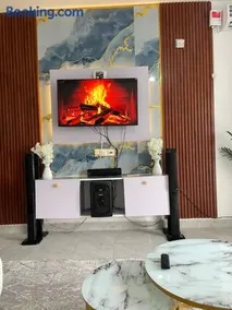Cozy Coastal Getaway - Short walk to the beach - Image 2