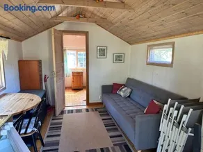 Cabin with proximity to the sea - Image 2