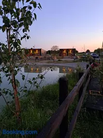 Pond Beach 2ppl-private Hot tub - Image 1