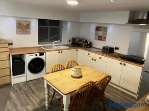 The Bunker Self Catering - Image 3