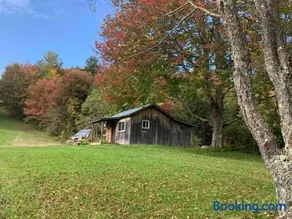 The Hunter Cabin at Sky Hollow - Image 1