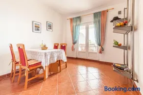 Agréable appartement avec terrasse et barbecue | Vue lac | Avec animaux acceptés - Image 4