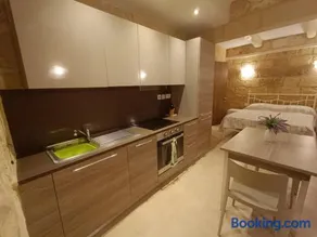 Kalkara Maisonette in the Alley - Image 3
