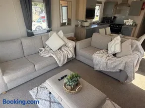 The sunny Kingsley holiday home - Image 2