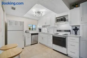 Bay Oaks E74 Siesta Key - Image 3