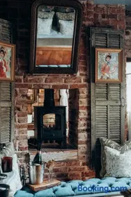 The Roebuck Inn - Image 3